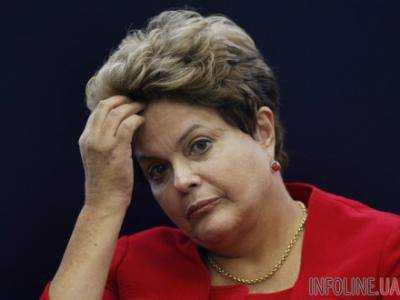 Сенат Бразилии поддержал импичмент Д.Руссефф