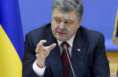 Порошенко заявил: на оккупированном Донбассе уровень безработицы достигает 80%