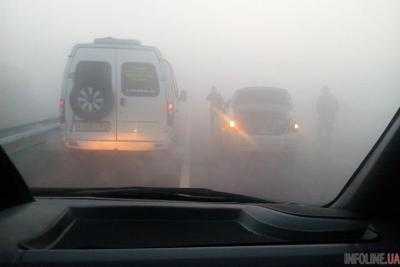 В Ровенской области столкнулись семь автомобилей из-за тумана
