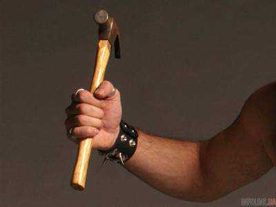 В Харьковской области муж убил жену кувалдой