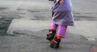 В Одессе девочка, которая попала под колеса трамвая, умерла