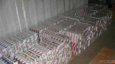 Сотрудники СБУ на Буковине предотвратили контрабанду 60 тыс. пачек сигарет