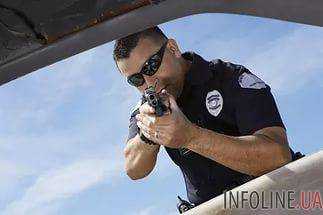 Подозреваемый в убийстве полицейских в США сам сдался копам