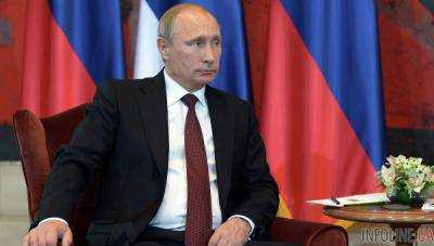 В.Путин и А.Меркель обеспокоены постоянными нарушениями "режима тишины" на Донбассе