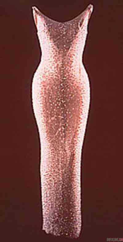 За 4,8 млн долл. продано платье  М.Монро