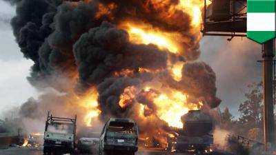 В результате взрыва бензовоза в Мозамбике погибло более 70 человек