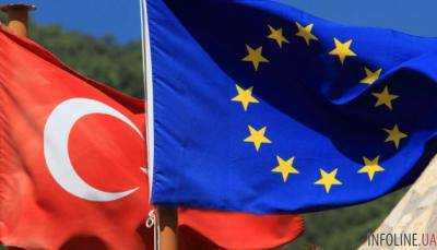 В правительстве Турции заявили: резолюция ЕП не имеет юридической силы для Анкары