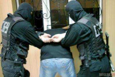 В Донецкой области полицейские задержали информатора террористов, который пытался создать ДРГ