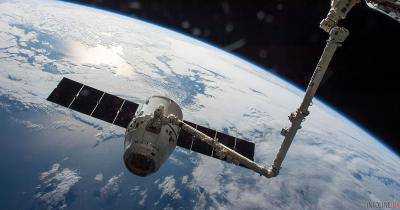 SpaceX перенесла запуск корабля Dragon с экипажем на борту на 2018 г.