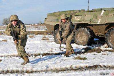 Боевики снова обстреливали позиции сил АТО на Светлодарской дуге