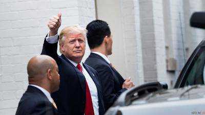 С.Сталоне и Д.Трамп встретят Новый год в одной компании