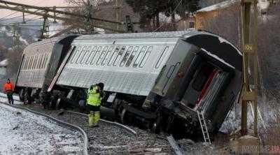 В Бруклине поезд сошел с рельсов: пострадали по меньшей мере 103 человека