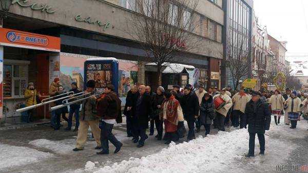 На закарпатском фестивале "Коляды в старом селе" прозвучали колядки на пяти языках