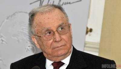 Экс-президенту Румынии Иону Илиеску предъявлено обвинение в преступлениях против человечности