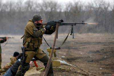 Боевики за сутки 41 раз обстреляли силы АТО, четыре военных ранены - штаб