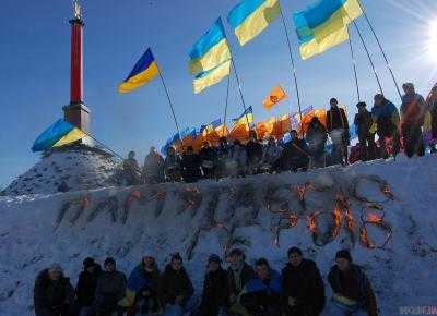 События в Крутах показал правду о коммунизме