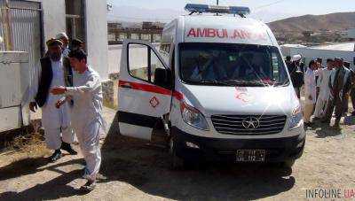 Четыре человека погибли в столкновении автобуса и грузовика в Афганистане