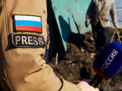 На Донбассе российские пропагандисты попали под обстрел. Видео