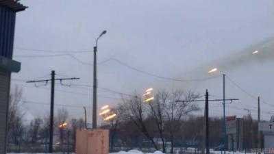 Авдеевку боевики обстреливали из "Градов", танков и артиллерии - штаб