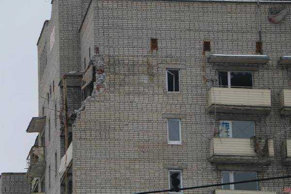 Что происходит в Авдеевке: обстрелы, гуманитарная помощь и эвакуация детей. Фоторепортаж