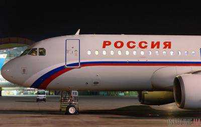 Российский самолет из Крыма экстренно сел из-за треснувшего стекла
