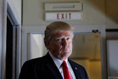 Президент США Дональд Трамп критикует СМИ за "нечестное отношение" к его бывшему советнику