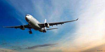 Нидерланды запретили посадку самолета глава МИД Турции в Роттердаме