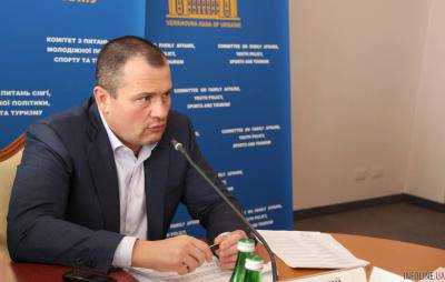 Главы фракций должны обеспечивать дисциплину депутатов, а не заниматься политическим пиаром - нардеп