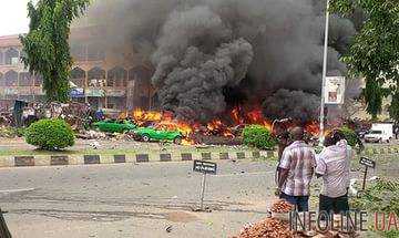 В результате нескольких терактов в Сомали погибли около 50 человек