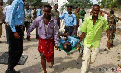 По меньшей мере 13 человек погибли в результате взрыва в Сомали