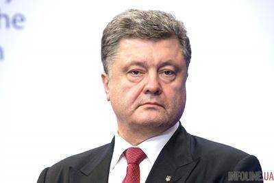 Порошенко подписал закон об усилении ответственности военных