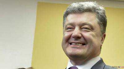 П.Порошенко завтра отправится в Британию, где встретится с Т.Мэй