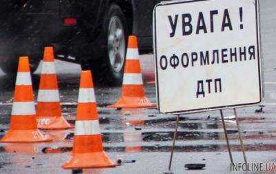 ДТП в Киеве: столкнулись 6 автомобилей