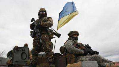 На Донбассе боевики за сутки 52 раза обстреляли силы АТО