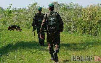 Во Львовской области трое иностранцев незаконно пересекли украинскую-польскую границу