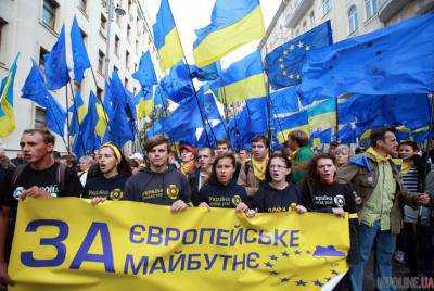 Интеграция Украины в Европу поддерживается абсолютным большинством украинцев