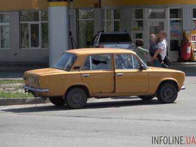 В Сумах обстреляли авто с 4-летним мальчиком внутри