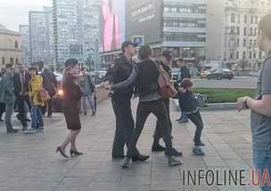 Полиция задержала ребенка за чтение стихов на Арбате