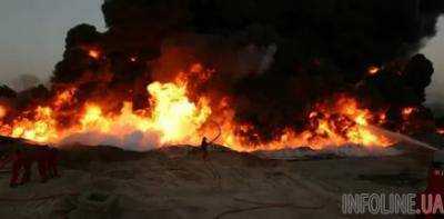 На нефтяных месторождениях в Ираке взорвался трубопровод