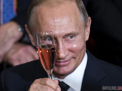 Д.Маккейн: В.Путин опаснее "Исламского государства"