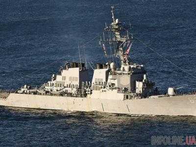 Эсминец ВМС США вернулся на базу в Японии после столкновения