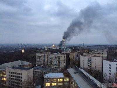 Возле Киево-Печерской лавры произошел пожар