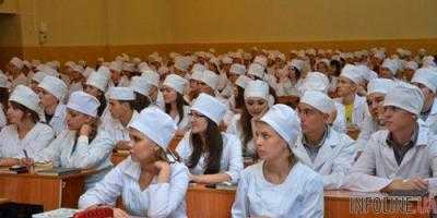 В МОН не исключили, что 150-бальный порог на медицинские специальности введут в следующем году