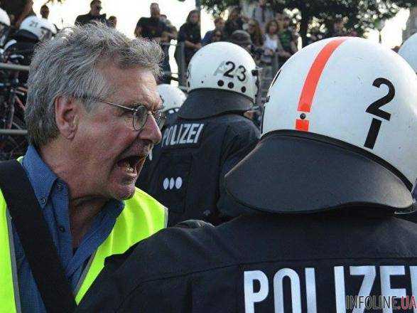 В Гамбурге задержаны 45 протестующих и ранено 159 полицейских