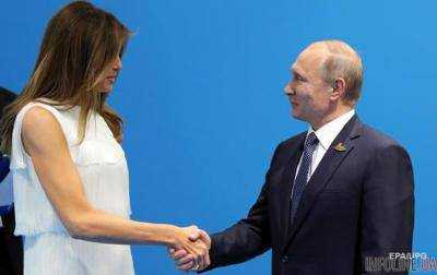 Жена Трампа не смогла оторвать его от Путина