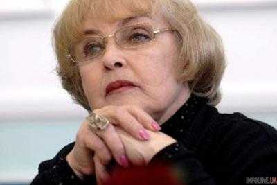 Порошенко поздравил Аду Роговцеву с 80-летним юбилеем и поблагодарил ее за творчество