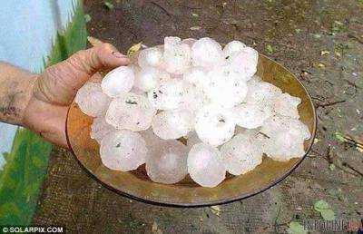 Гигантский град в Испании: поврежденные авто и погибшие домашние животные. Видео