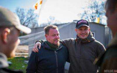 Боец Азова случайно встретил фанатку "русского мира"