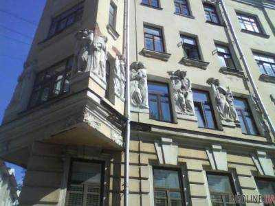 Беда не приходит одна: у россиян после падения рубля рухнул Гоголь