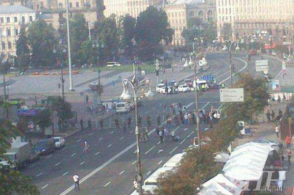 В центре Киева установили металлодетекторы